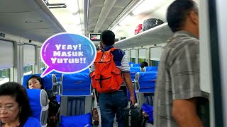 Naik Kereta Eksekutif Bima Dari St. Gambir