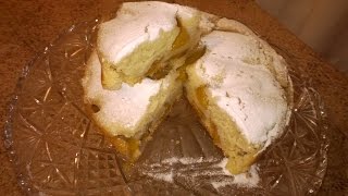 Постный пирог с консервированными персиками в мультиварке