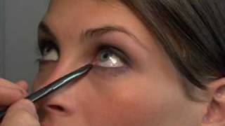 Beau Nelson's Essential Make-Up Tips: Easy Smokey Eyes