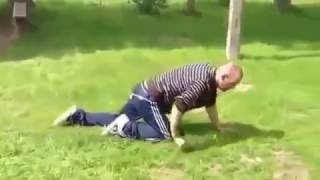 Смешная драка алкашей на улице