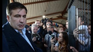 Саакашвили после визита в посольство США: сегодня штурма не будет