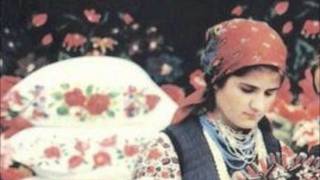 МАРИОРА   Merioare Moldavian Folk Song 1950s