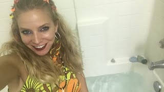@trinamason live now 1:01 am August 29 2019