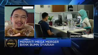 Syafii Antonio: Daripada Holding, Bank BUMN Syariah Lebih Baik Merger