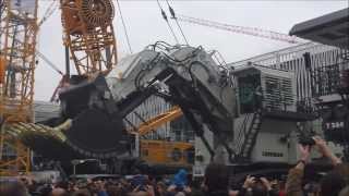 Liebherr R9400