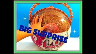 L.O.L. BIG Surprise Bal open maken deel 1
