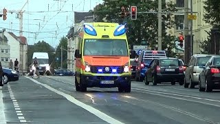 Schkeuditz DRK ambulance 83.01 in Leipzig (Blitzmuster wechselt bei Sirenenwechsel) [1.9.2015]