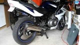 06 Suzuki GS500F Stock and D&D carbon exhaust compare