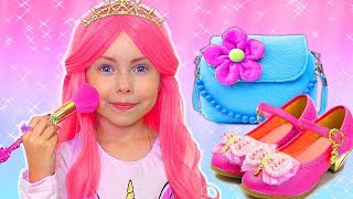 Alice y sus hermosas princesas se visten