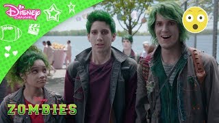 Z-O-M-B-I-E-S | SMYGTITT! - Disney Channel Sverige