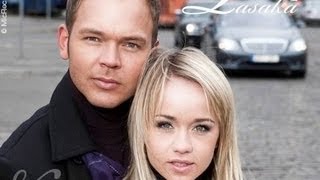 Lauris Reiniks & Aija Andrejeva (Aisha) - PASAKĀ - LATVIA