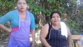 ??Como Hacer Pollo en Salsa Navideña parte1?? El salvador 4x4