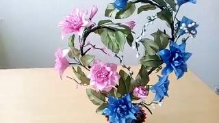 Бонсай с клематисами из атласных лент