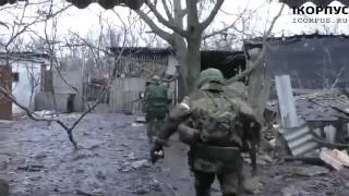 War in Ukraine Debalcevo Война на Донбассе Дебальцевский котел  Ополченцы Штурмуют Чернухино
