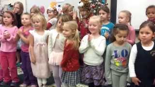 Ёлочке не холодно зимой (Я узнала маленький секрет) - Russian New Year Song
