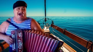 Эх! Яблочко!☀️ ?Обалденные ЧАСТУШКИ под гармонь! Такого Вы еще не слышали! Исполняет Игорь Бектуалов