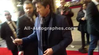 Patrick Dempsey signing autographs in Paris