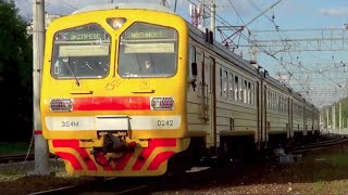 Электропоезд ЭД4М-0242 "Спутник":-) (2)