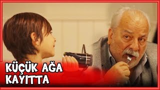 Küçük Ağa ve Ailesi Otelde Yemekte - Küçük Ağa 45. Bölüm