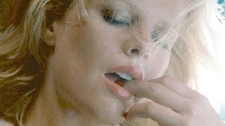 9 And Half A Weeks | Kim Basinger Hot Scene