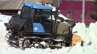 Новый Российский трактор АГРОМАШ-90ТГ (он же ДТ-75) в действии 2017