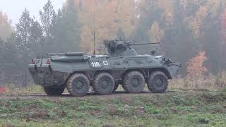 Ветераны мотострелковых войск на стрельбах из вооружения БТР-82А накануне Дня Сухопутных войск