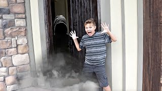 24 HOURS to ESCAPE the Mystery Mansion! (Skit)