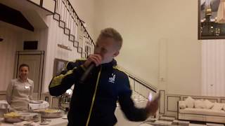 Зінченко співає у таборі збірної РУКАЛІЦО