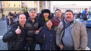 Mexicans fill St. Peter’s Square as they awaited the Pope's trip