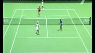 A.Kournikova/M.Hingis vs D.Hantuchova/A.Sanchez-Vicario 2002 AO 1/2