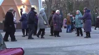Налейте шампанского...Народные танцы,парк Горького,Харьков!
