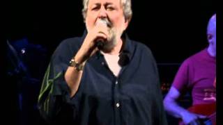 Il pensionato + Siparietto con un ragazzo Live@Lecce 11-06-2011