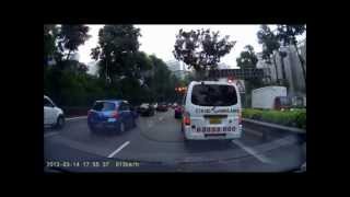 Idiot Driver Refused to Give Way to Ambulance - Honda Stream SJL9216D