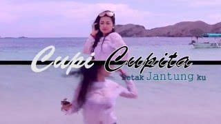 Video HOT Goyang Basah  Tanpa Sensor "Cupi Cupita" - Detak Jantung Ku