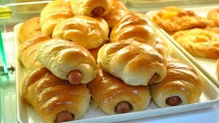 How to Make Super Soft and Moist Chinese Bakery Buns / Milk Bread 港式香肠麵包