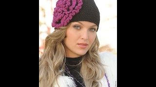 ШАПКА С ЦВЕТКОМ (крючок). МК. How to knit a hat with flower⁄ часть 1