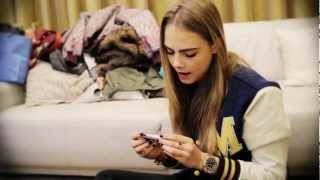 What's in Cara Delevingne's Handbag?
