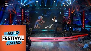 Bugo e l'inaspettato abbandono del palco - L'AltroFestival