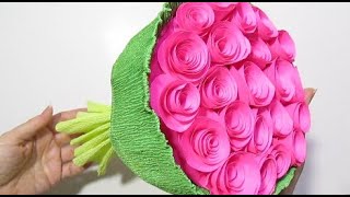 Букет с конфетами. Цветы из конфет. Розы из конфет Поделки из бумаги на 8 марта своими руками.