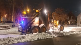 John Deere 770G Motor Grader Plowing Snow (2020)