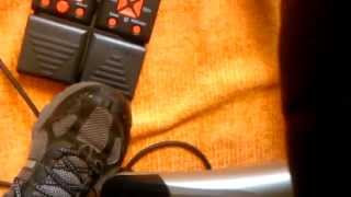 Zoom B1on - Playing with the mini loopstation for the 1st time!