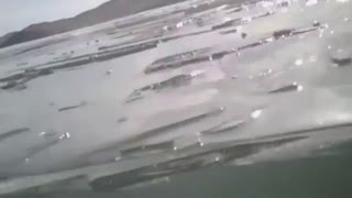 Жесть и Смерть   Машина уходит под лед на Байкале!
