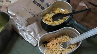 军粮试吃: 解放军真的有大虾鱿鱼海鲜的军粮 17单兵自热5号餐！