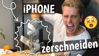 Das schärfste Messer  - ich ZERSCHNEIDE ein iPHONE !! ?  | Julienco