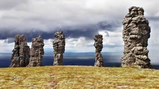 Маньпупунер (столбы выветривания) одно из семи чудес России