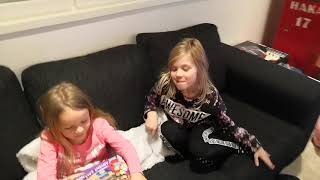 Joulukalenteri luukku 14 - schleich ja m&m