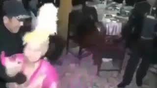 ПАЗОР ! НЕ ТУДА ЗАСУНУЛ ДЕНЬГИ????
