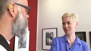 heliumTALK - Das Kunstgespräch. Galeriebesuch bei Daniela Hinrichs