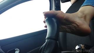 Miss Feety sexy barefoot gear shift job with hot soles and red toes