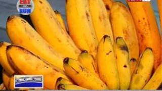 News to Go - The health benefits of eating bananas 3/17/11
